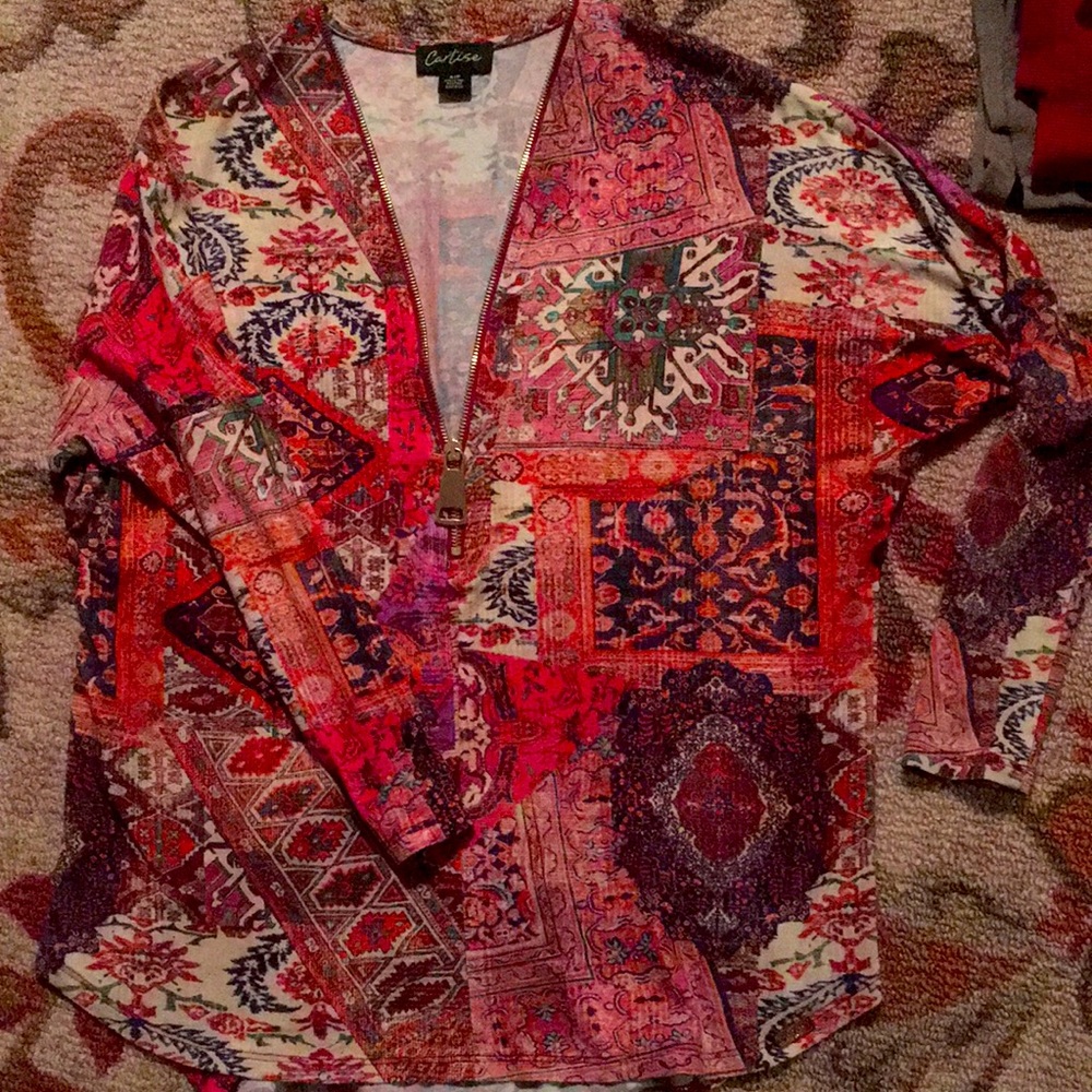 Multi color Cartise top
